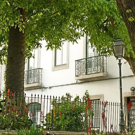 Quiet And Charming Free Private Parking