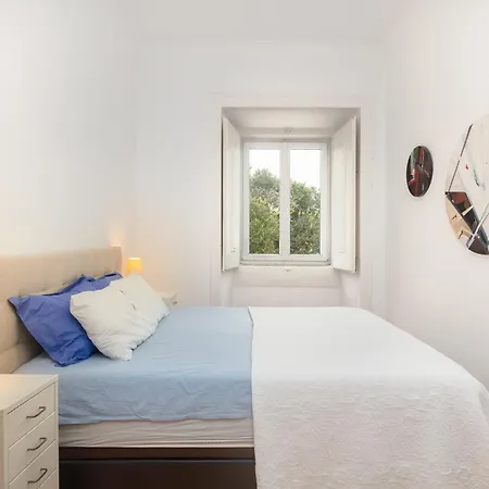 Apartment Quiet And Charming Free Private Parking Lisbon